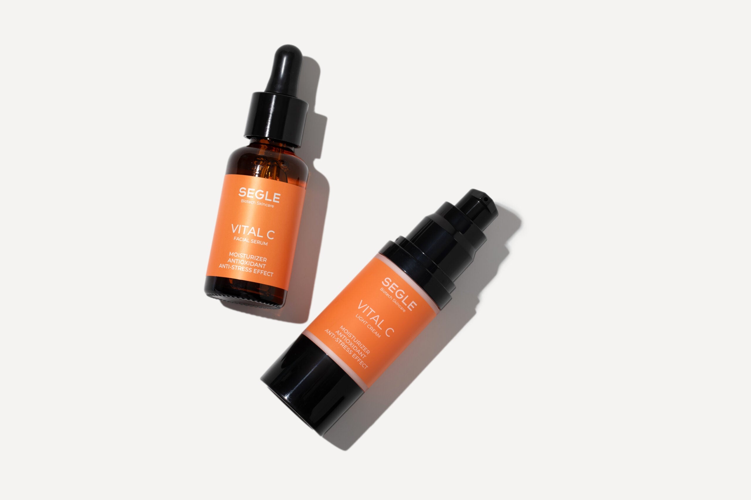 Vital C – Skincare illuminante alla vitamina C