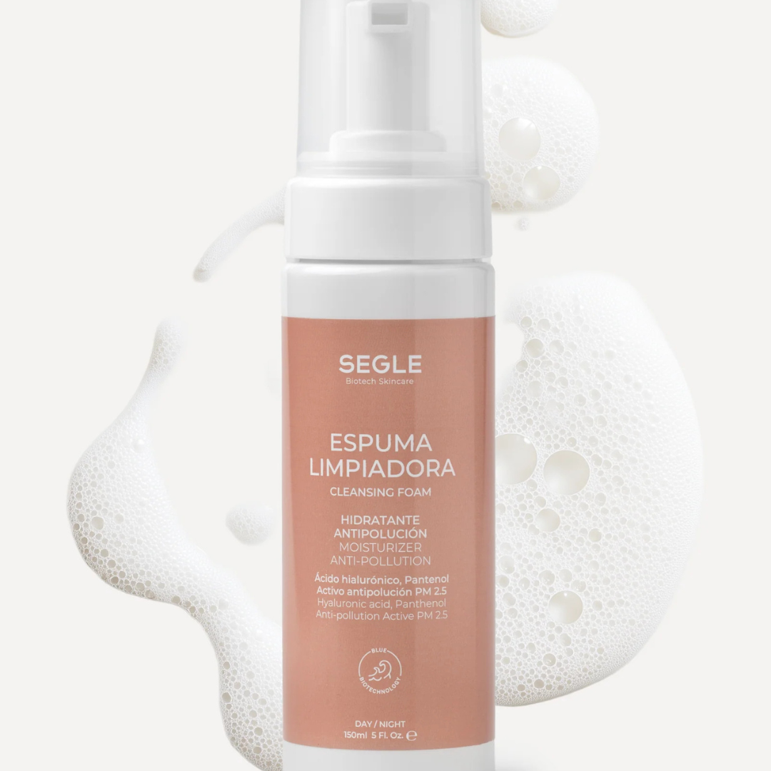 schiuma detergente viso delicata e idratante